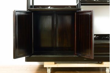 和製ビンテージ　未使用　展示品　縞黒檀(シマコクタン)材　和の空間作りにおすすめの飾り棚(茶棚、違い棚、収納棚、戸棚、ヴィンテージ)(R-074494)