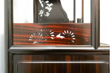 和製ビンテージ　未使用　展示品　縞黒檀(シマコクタン)材　和の空間作りにおすすめの飾り棚(茶棚、違い棚、収納棚、戸棚、ヴィンテージ)(R-074494)