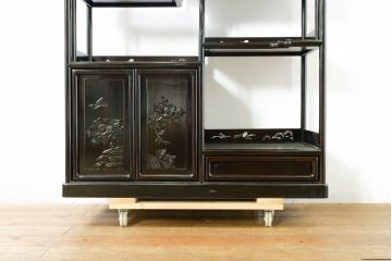 和製ビンテージ　未使用　展示品　縞黒檀(シマコクタン)材　和の空間作りにおすすめの飾り棚(茶棚、違い棚、収納棚、戸棚、ヴィンテージ)(R-074494)
