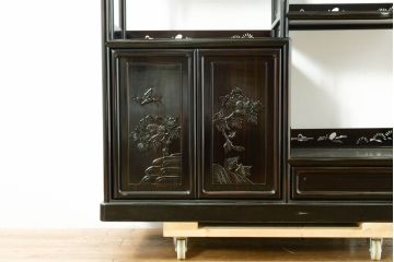 和製ビンテージ　未使用　展示品　縞黒檀(シマコクタン)材　和の空間作りにおすすめの飾り棚(茶棚、違い棚、収納棚、戸棚、ヴィンテージ)(R-074494)