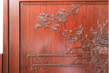和製ビンテージ　花梨(カリン)材　赤みがかった色味と華やかな彫刻のデザインが目を惹く衝立て(つい立て、衝い立て、仕切り、パーテーション、ヴィンテージ)(R-074496)