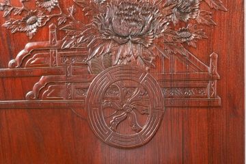 和製ビンテージ　花梨(カリン)材　赤みがかった色味と華やかな彫刻のデザインが目を惹く衝立て(つい立て、衝い立て、仕切り、パーテーション、ヴィンテージ)(R-074496)