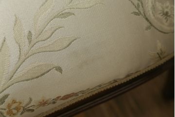 中古　スペイン高級家具　気品のある佇まいで空間を引き立てるダイニングチェア4脚セット(椅子、イス)(R-074500)