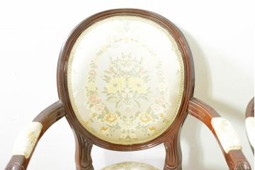 中古　スペイン高級家具　気品のある佇まいで空間を引き立てるダイニングチェア2脚セット(アームチェア、椅子、イス)(R-074501)