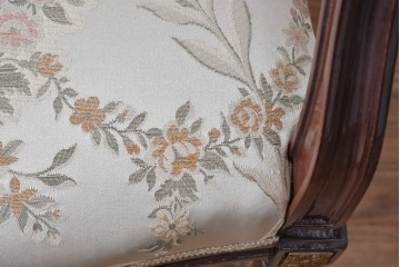 中古　スペイン高級家具　クラシカルな意匠が美しいオーバルバックのダイニングチェア2脚セット　(R-074501)