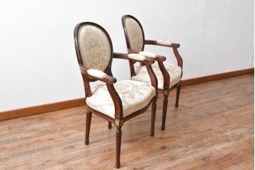 中古　スペイン高級家具　クラシカルな意匠が美しいオーバルバックのダイニングチェア2脚セット　(R-074501)