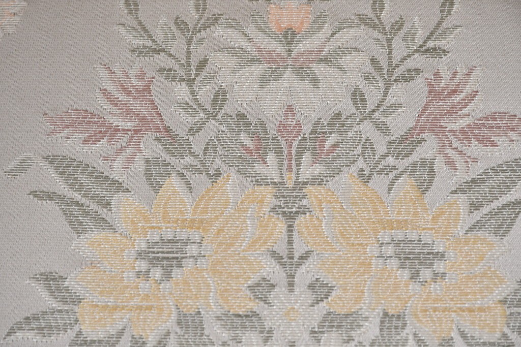 中古　スペイン高級家具　クラシカルな意匠が美しいオーバルバックのダイニングチェア2脚セット　(R-074501)