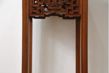 和製ビンテージ　未使用　展示品　花梨(カリン)材　オリエンタルな雰囲気漂う花台(サイドテーブル、飾り台、ヴィンテージ)(R-074504)