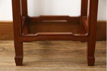 和製ビンテージ　未使用　展示品　花梨(カリン)材　オリエンタルな雰囲気漂う花台(サイドテーブル、飾り台、ヴィンテージ)(R-074504)