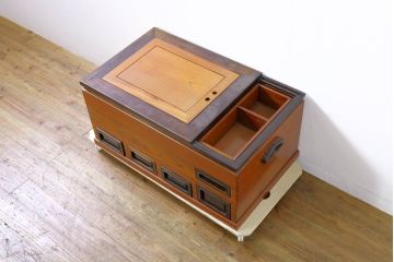 和製ビンテージ　未使用　展示品　花梨(カリン)材　黒檀(コクタン)材　艶やかな色味が魅力的な長火鉢(囲炉裏、木製火鉢、ヴィンテージ)(R-074505)