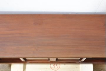和製ビンテージ　未使用　展示品　花梨(カリン)材　落ち着いた佇まいが魅力的な置き床(置床、収納棚、戸棚、飾り棚、ローボード、テレビ台、テレビボード、ヴィンテージ)(R-074507)