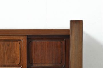 和製ビンテージ　未使用　展示品　花梨(カリン)材　落ち着いた佇まいが魅力的な置き床(置床、収納棚、戸棚、飾り棚、ローボード、テレビ台、テレビボード、ヴィンテージ)(R-074507)