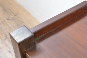 和製ビンテージ　未使用　展示品　花梨(カリン)材　落ち着いた佇まいが魅力的な置き床(置床、収納棚、戸棚、飾り棚、ローボード、テレビ台、テレビボード、ヴィンテージ)(R-074507)