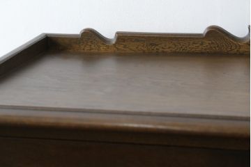 中古　美品!!　永田良介商店 　気品漂う佇まいが魅力のブックケース(本箱、飾り棚、収納棚、戸棚、キャビネット)(定価約44万円)(R-074510)