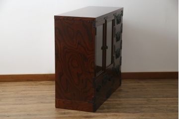 中古　美品　岩谷堂箪笥　品の良い金具が魅力のサイドボード(サイドキャビネット、引き出し、収納棚、戸棚、飾り棚、収納タンス)(R-074518)