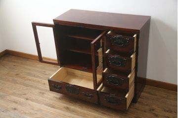 中古　美品　岩谷堂箪笥　品の良い金具が魅力のサイドボード(サイドキャビネット、引き出し、収納棚、戸棚、飾り棚、収納タンス)(R-074518)