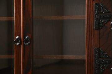 中古　美品　岩谷堂箪笥　品の良い金具が魅力のサイドボード(サイドキャビネット、引き出し、収納棚、戸棚、飾り棚、収納タンス)(R-074518)