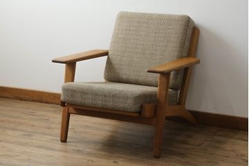 北欧ビンテージ　デンマークビンテージ　GETAMA(ゲタマ)　Hans J Wegner(ハンス・J・ウェグナー)　GE290　くつろぎの空間を演出するイージーチェア(椅子、イス、アームチェア、1P、一人掛けソファ、1人掛けソファ、ヴィンテージ)(R-074519)