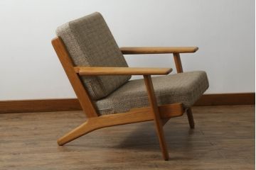 北欧ビンテージ　デンマークビンテージ　GETAMA(ゲタマ)　Hans J Wegner(ハンス・J・ウェグナー)　GE290　くつろぎの空間を演出するイージーチェア(椅子、イス、アームチェア、1P、一人掛けソファ、1人掛けソファ、ヴィンテージ)(R-074519)