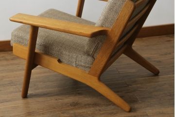 北欧ビンテージ　デンマークビンテージ　GETAMA(ゲタマ)　Hans J Wegner(ハンス・J・ウェグナー)　GE290　くつろぎの空間を演出するイージーチェア(椅子、イス、アームチェア、1P、一人掛けソファ、1人掛けソファ、ヴィンテージ)(R-074519)