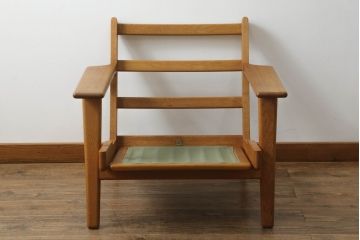 北欧ビンテージ　デンマークビンテージ　GETAMA(ゲタマ)　Hans J Wegner(ハンス・J・ウェグナー)　GE290　くつろぎの空間を演出するイージーチェア(椅子、イス、アームチェア、1P、一人掛けソファ、1人掛けソファ、ヴィンテージ)(R-074519)