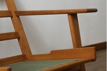 北欧ビンテージ　デンマークビンテージ　GETAMA(ゲタマ)　Hans J Wegner(ハンス・J・ウェグナー)　GE290　くつろぎの空間を演出するイージーチェア(椅子、イス、アームチェア、1P、一人掛けソファ、1人掛けソファ、ヴィンテージ)(R-074519)