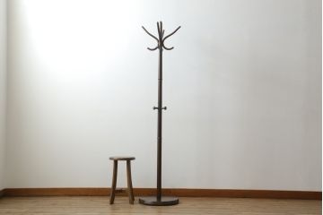和製ビンテージ　秋田木工　曲げ木　スッキリとしたデザインでどんなお部屋でも使いやすいポールハンガー(コートハンガー、帽子掛け、店舗什器、ヴィンテージ)(R-074525)