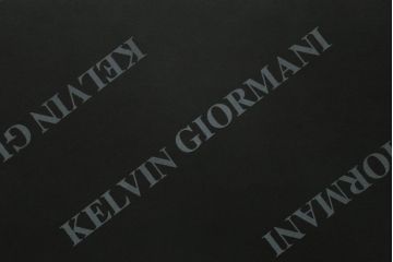 中古　短期使用2ヶ月　美品　KELVIN GIORMANI (ケルビンジョルマーニ)　Luxury Sofas　本革　シンプルでモダンなデザインが魅力的なクッション付き3人掛けソファ(レザー、3人掛けソファ、三人掛け、3P)(定価約40万円)(R-074529)