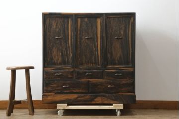 和製アンティーク　指物工芸品!!　前面黒柿くじゃく杢　天板・側面・裏板キハダ材　ケンドン板戸鏡板無垢材　渋い色味と独特な杢目が目を惹く高級書箱(本箱、収納棚、書棚、戸棚)(R-074534)