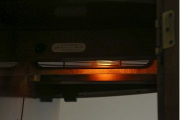 中古　美品!!　maruni(マルニ木工)　高級ライン ブリタニアシリーズ　サイドボード135　上品な佇まいが美しいサイドボード(サイドキャビネット、収納棚、戸棚、飾り棚、引き出し)(定価約100万円)(R-074535)