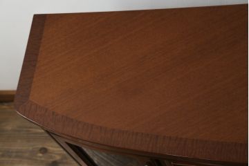 中古　美品!!　maruni(マルニ木工)　高級ライン ブリタニアシリーズ　サイドボード135　上品な佇まいが美しいサイドボード(サイドキャビネット、収納棚、戸棚、飾り棚、引き出し)(定価約100万円)(R-074535)