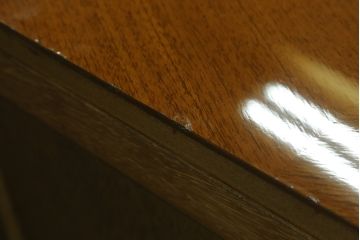 中古　美品!!　maruni(マルニ木工)　高級ライン ブリタニアシリーズ　サイドボード135　上品な佇まいが美しいサイドボード(サイドキャビネット、収納棚、戸棚、飾り棚、引き出し)(定価約100万円)(R-074535)