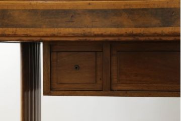 イギリスアンティーク　真鍮枠　引き出し付き　クラシカルな雰囲気を醸し出す木製ショーケース(ガラスケース、陳列棚、飾り棚、店舗什器、展示ケース、英国)(R-074538)