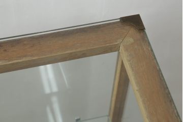 和製アンティーク　人気の薄型サイズ　レトロなデザインがおしゃれなガラスケース(Gケース、カウンターショーケース、ディスプレイケース、コレクションケース、キャビネット、飾り棚、陳列棚、店舗什器)(R-074553)