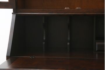 中古　北海道民芸家具　上品な雰囲気漂うビューローブックケース(ライティングビューロー、簿記机、引き出し、ブックシェルフ、本棚、飾り棚、収納棚、戸棚、ワークデスク、在宅ワーク、在宅用)(R-074555)