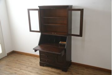 中古　北海道民芸家具　上品な雰囲気漂うビューローブックケース(ライティングビューロー、簿記机、引き出し、ブックシェルフ、本棚、飾り棚、収納棚、戸棚、ワークデスク、在宅ワーク、在宅用)(R-074555)