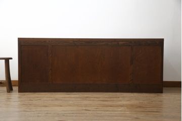 中古　美品　高級品!!　天板タモ材　本体欅(ケヤキ)材　和モダンスタイルのお部屋におすすめな漆塗りローチェスト(和箪笥、収納タンス、ローボード、テレビボード、テレビ台、引き出し、リビングボード)(定価推定約80万円)(R-074558)