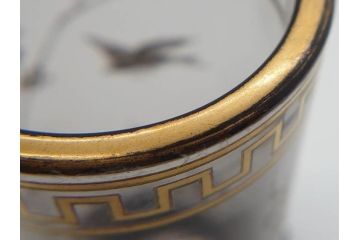 稀少　フランス　1880年〜1900年頃　オールドバカラ　Baccarat　ジャポニズム　花鳥文　金彩　台座付き　細やかな意匠が施されたエレガントな雰囲気溢れる花瓶2個セット(フルレッドクリスタルガラス、筒型、花器、花入れ、箱付き)(R-074575)