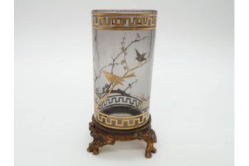 稀少　フランス　1880年〜1900年頃　オールドバカラ　Baccarat　ジャポニズム　花鳥文　金彩　台座付き　細やかな意匠が施されたエレガントな雰囲気溢れる花瓶2個セット(フルレッドクリスタルガラス、筒型、花器、花入れ、箱付き)(R-074575)