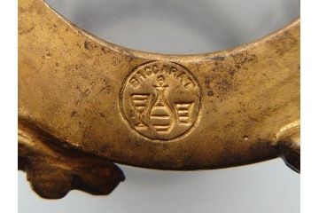 稀少　フランス　1880年〜1900年頃　オールドバカラ　Baccarat　ジャポニズム　花鳥文　金彩　台座付き　細やかな意匠が施されたエレガントな雰囲気溢れる花瓶2個セット(フルレッドクリスタルガラス、筒型、花器、花入れ、箱付き)(R-074575)