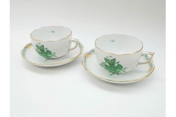 ヘレンド　ハンガリー　HEREND HVNGARY　アポニー・グリーン　繊細な絵付けが上品で落ち着いた雰囲気を醸し出すティーカップ&ソーサー2客セット(C&S、HUNGARY、洋食器)(R-074578)