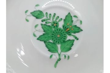 ヘレンド　ハンガリー　HEREND HVNGARY　アポニー・グリーン　繊細な絵付けが上品で落ち着いた雰囲気を醸し出すティーカップ&ソーサー2客セット(C&S、HUNGARY、洋食器)(R-074578)