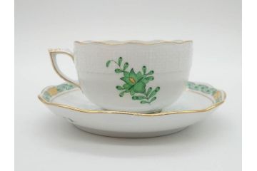 ヘレンド　ハンガリー　HEREND HVNGARY　アポニー・グリーン　繊細な絵付けが上品で落ち着いた雰囲気を醸し出すティーカップ&ソーサー2客セット(C&S、HUNGARY、洋食器)(R-074578)