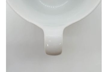 デンマーク　ROYAL COPENHAGEN(ロイヤルコペンハーゲン)　ブルーフルーテッド　メガ　大胆かつ繊細なデザインに魅了されるハイハンドルカップ&ソーサー3客セット(C&S、洋食器)(R-074579)
