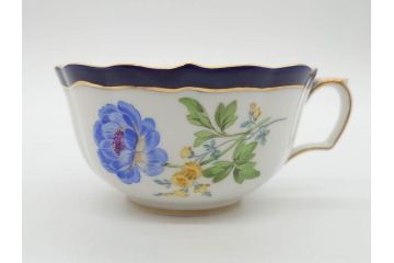 ドイツ　マイセン　Meissen　コバルトブルー　金彩　二つ花　フラワー　洗練された上品なデザインが目を惹くティーカップ&ソーサー2客セット(洋食器、C&S)(R-074580)