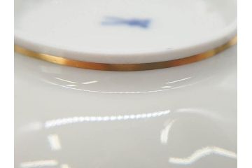 ドイツ　マイセン　Meissen　コバルトブルー　金彩　二つ花　フラワー　洗練された上品なデザインが目を惹くティーカップ&ソーサー2客セット(洋食器、C&S)(R-074580)