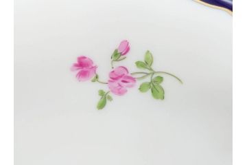 ドイツ　マイセン　Meissen　コバルトブルー　金彩　二つ花　フラワー　洗練された上品なデザインが目を惹くティーカップ&ソーサー2客セット(洋食器、C&S)(R-074580)