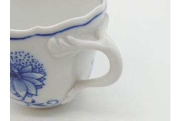 ドイツ　マイセン　Meissen　ブルーオニオン　意匠をこらした凝ったデザインが魅力的なモカカップ2客&オープンワーク透かしプレート2枚セット(皿、洋食器)(R-074581)