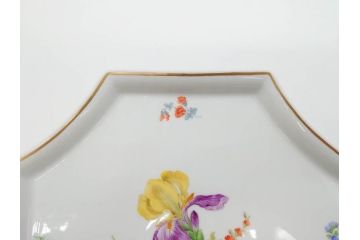 ドイツ　マイセン　Meissen　フラワー　多彩な花たちが華やぎをもたらしてくれるリキュールセット(花、ボトル、トレイ、トレー、カップ6客、酒器、洋食器)(R-074583)