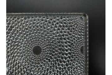 アンティーク　1933〜1951年頃　レア　ルネ・ラリック(R.LALIQUE)　ローレンス(Laurens)　繊細なデザインがエレガントな雰囲気溢れるシガレットケース(ボックス、たばこ(タバコ)箱、小物入れ、アクセサリートレイ、ガラス)(R-074585)